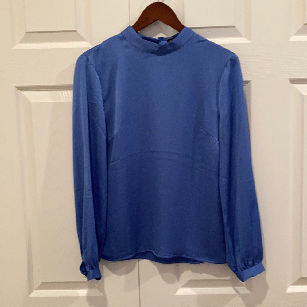 Blue Blouse Banana Republic. Loose Fit. Never Worn